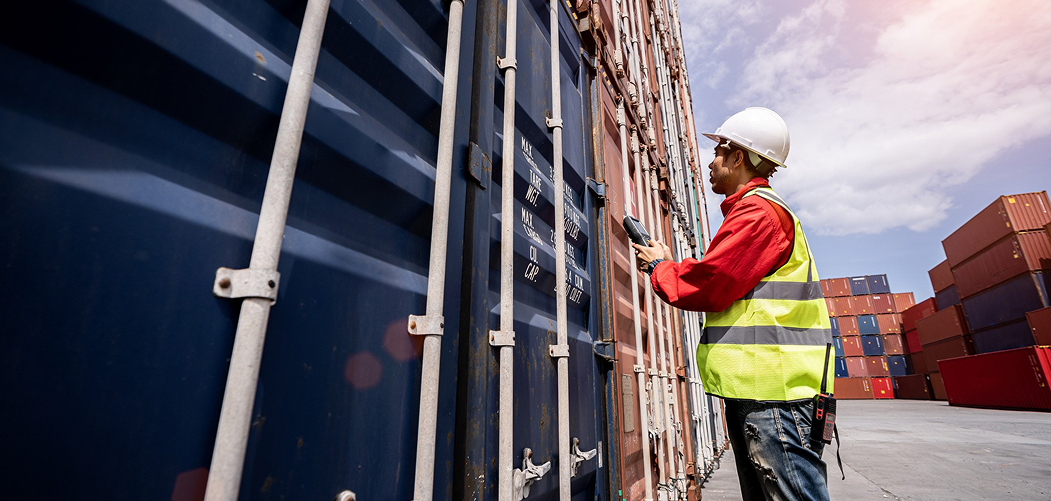 Przygotowanie auta do transportu morskiego